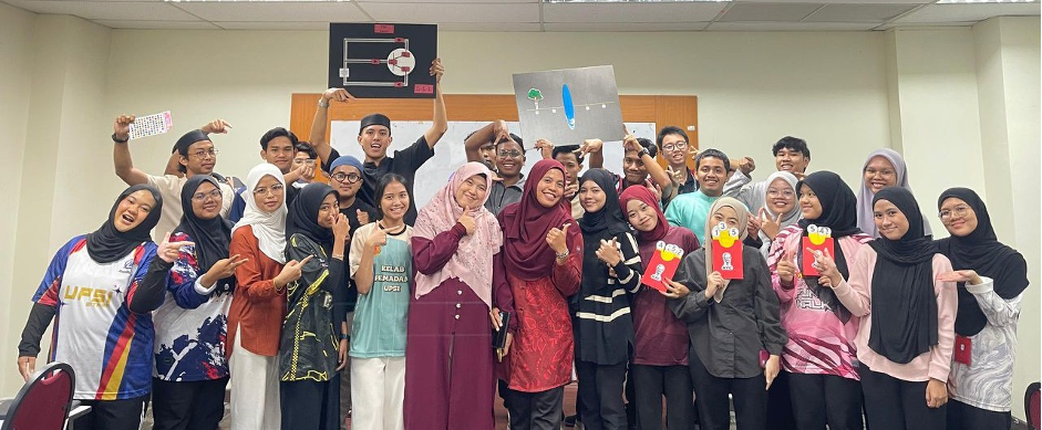 pengetahuan dan minat murid-murid ke arah bidang Sains selari dengan aspirasi negara. Barisan fasilitator bersama pensyarah pembimbing Jabatan Fizik, Fakulti Sains dan Matematik