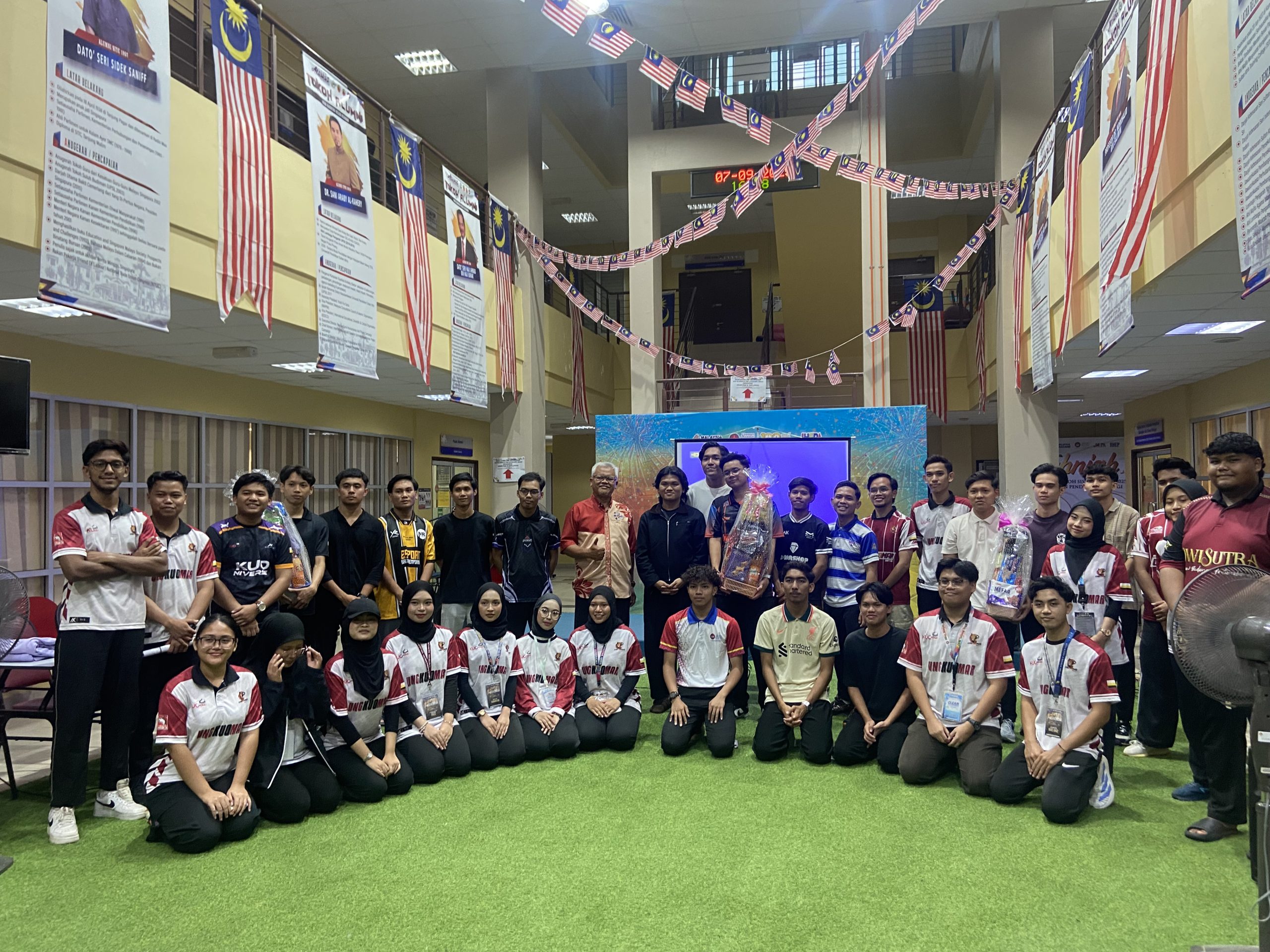 Gambar bersama peserta