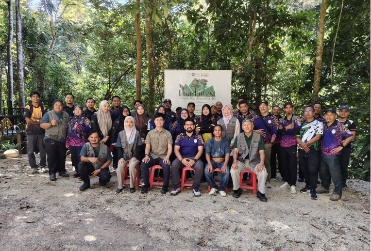 Gambar Formal Sebelum Eksplorasi Lapangan Dijalankan