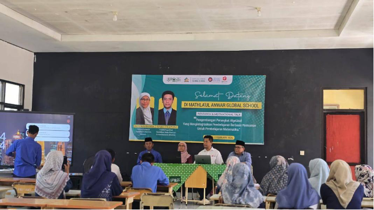 Sesi bersama guru Mathla'ul Anwar Global School