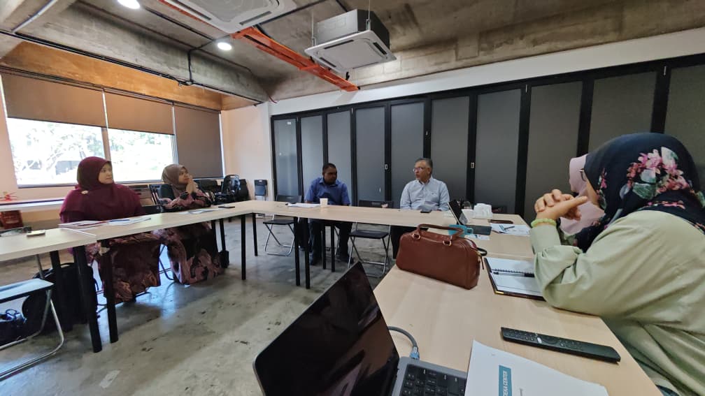 MERENTAS DATA, MEMBINA MASA DEPAN: NCDRC UPSI JALIN KOLABORASI BERSAMA MERDEKA CENTER