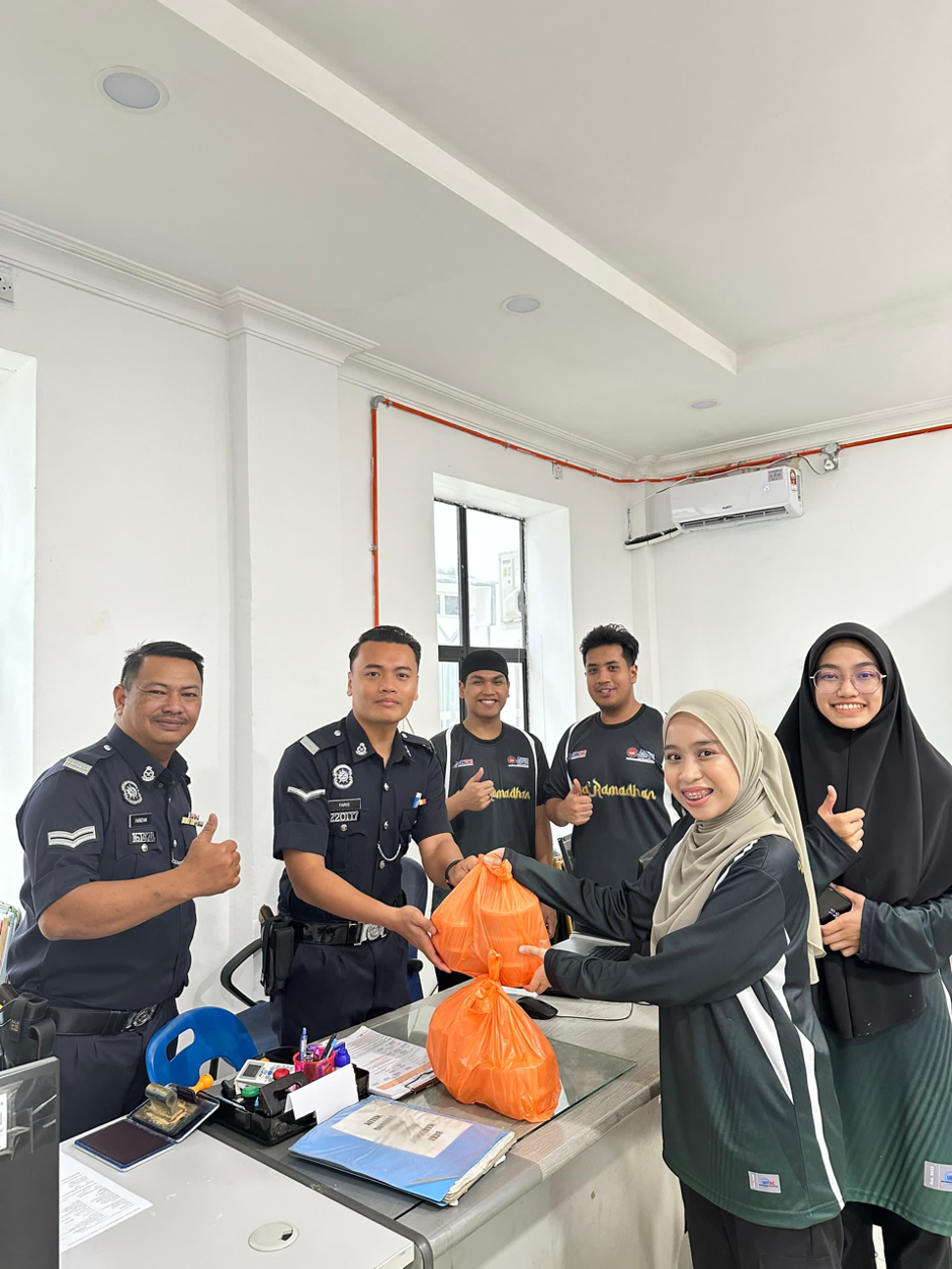 sesi agihan bubur lambuk ke Lokasi yangtelah ditetapkan