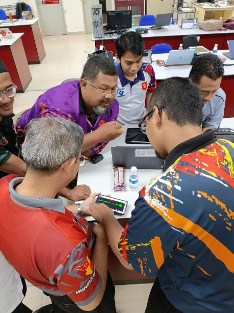 PHYSICS EDUCATION WORKSHOP (PEW) PERKASA INOVASI PDP GURU FIZIK SABAK BERNAM