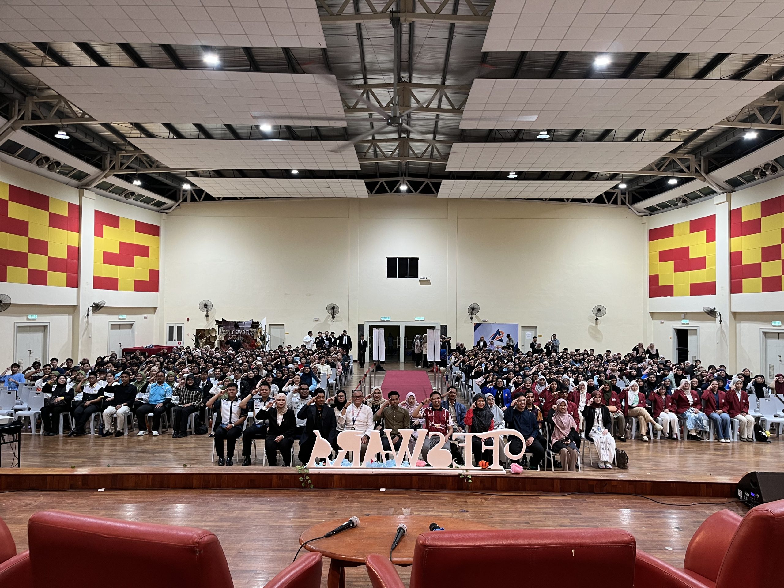 Sesi Fotografi bersama peserta Nexus Dialogue: Beyond the Lecture Hall