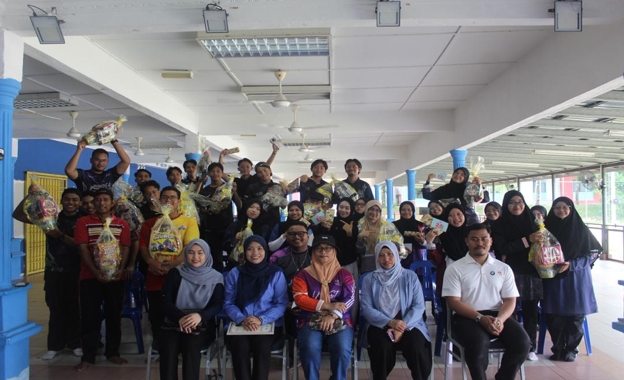 Gambar Sewaktu Perasmian Penutupan Program