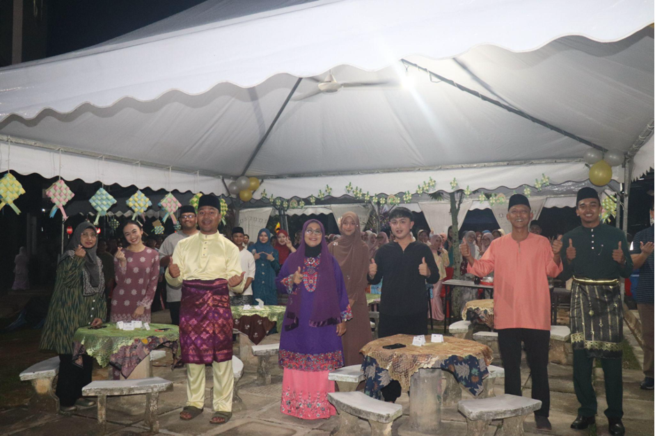 Gambar kenangan yang diambil bersama barisan majlis mahasiswa, felo, pentadbiran, pengetua dan Timbalan Naib Canselor HEPA, Prof. Dr. Norkhalidbin Nordin.